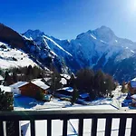 Pied De Piste Ski, Velo A 20 M Du Telesiege 