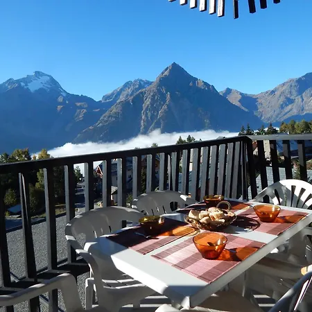 Le Diable: Ski-in/ski-out With Panoramic Views Apartment